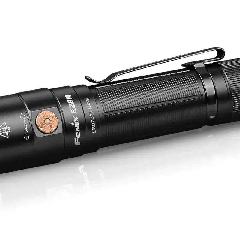 Fenix E28R rechargeable flashlight - 1500 Lumens